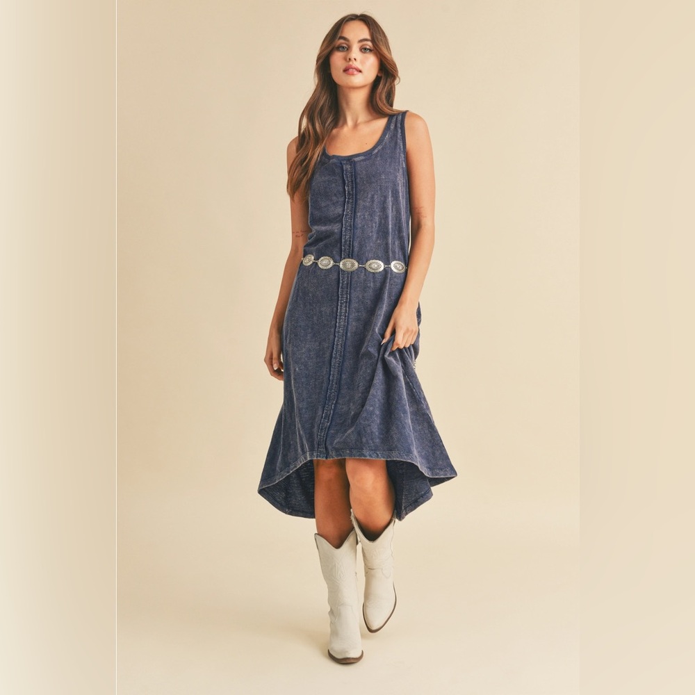 Aemi & Co Dora Mineral Washed Sleeveless Asymmetrical Dress in Navy